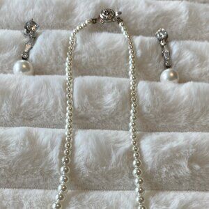Vintage White 16" Graduated Strand Dangle Glass Pearl & Crystal Earrings 1.5"